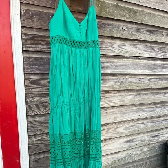 Jack By Bb Dakota Dresses | Bright Green Spaghetti Straps Maxi Dress With Lace Size 10 | Color: Green | Size: 10 | Poshestpossum's Closet Jack By Bb Dakota Dresses | Bright Green Spaghetti Straps Maxi Dress With Lace Size 10 | Color: Green | Size: 10 | Poshestpossum's Closet